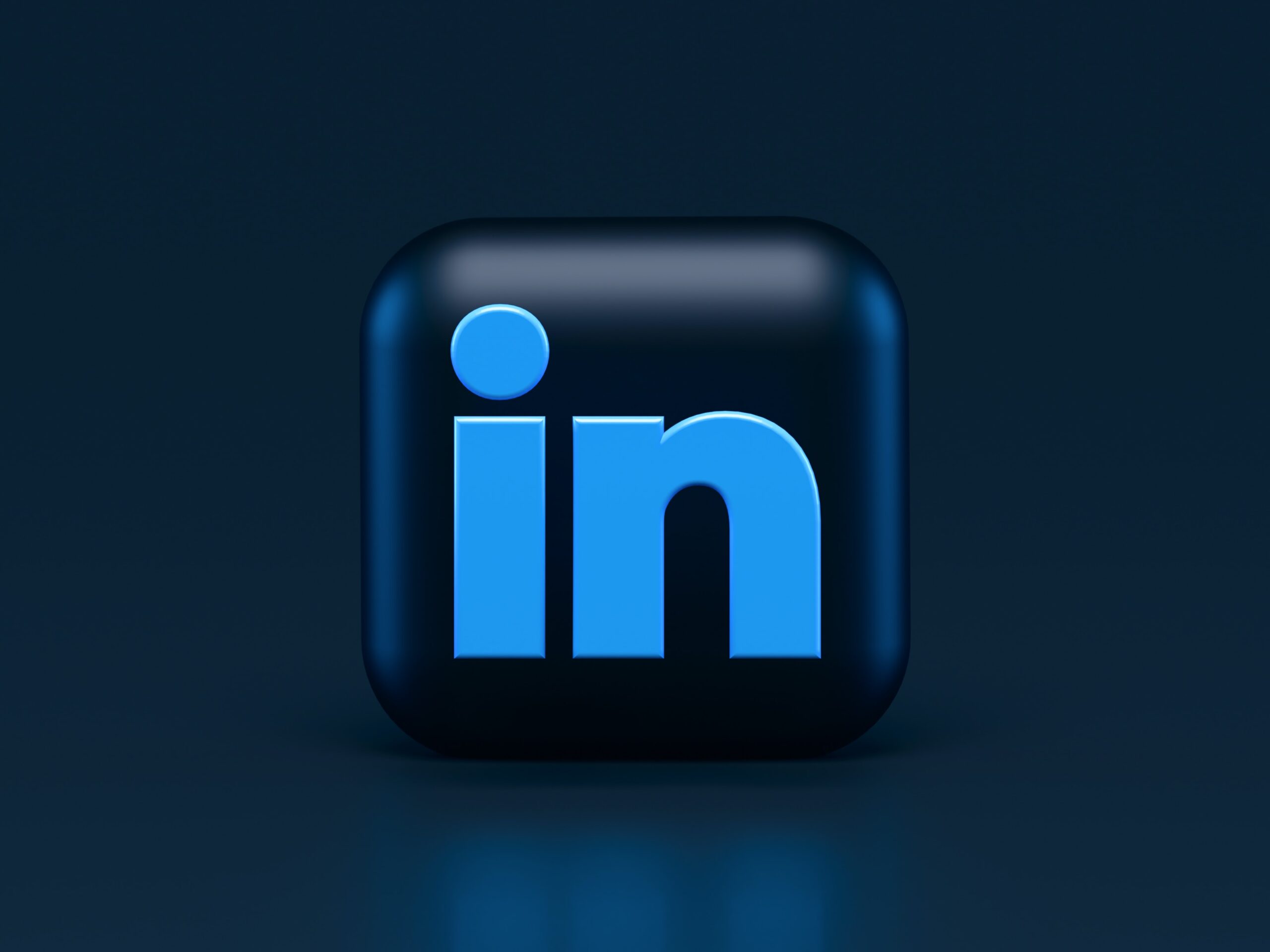 Lead-Generierung: Wie Tools wie Albacross und Sales Viewer deine Vertriebsstrategie auf LinkedIn revolutionieren